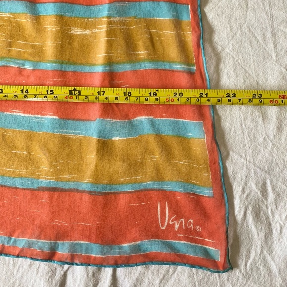 VERA Neumann NOS PRISTINE Silk Blend Bold Stripe Scarf w Hand Rolled Edges - Picture 9 of 9